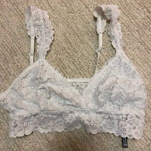 white lace bra